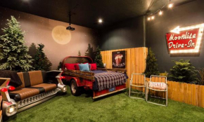 Upscale 5 Bdrm Villa with Immersive Themes at Reunion